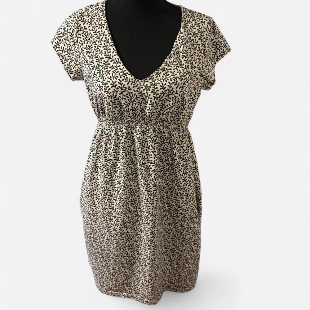 Boden little cute dress Size 6